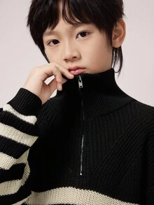 一件装，适合青少年男孩休闲运动学院风复古圆领毛衣，厚实扭纹面料，适合儿童返校、生日派对、晚宴、演出、婚礼、洗礼、开幕式等场合，日常穿着舒适，适合上学、旅行、运动，也适合秋冬季节。 - 黑與白 - 查看 4