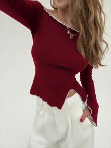Aloruh 优雅露肩喇叭袖白色撞色滚边修身套头长袖T恤 - 酒紅色 - 查看 6