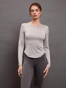 Activina 镂空抽绳后背褶饰运动长袖 T 恤修身衬衫