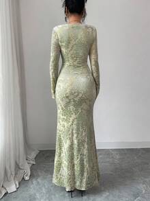 Rafferiza Women's Velvet Burnout Draped Neck Long Sleeve Fitted Midi Dress, Winter - Green - View 2