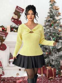 SHEIN Elenzya Plus Size Women's Twist Design Long Sleeve Elegant Pearl Embellished Sweater, Eye-Catching For Dates - Pale Yellow - View 4