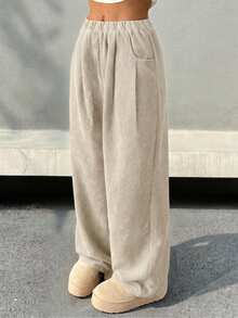 少女灯芯绒宽松休闲裤，厚实百搭，适合日常穿着，杏色