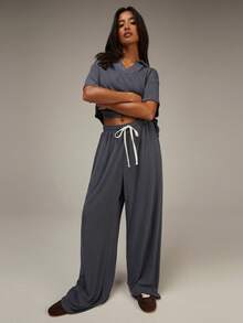 Athîral 女士深灰色简约长裤，适合日常休闲穿着，舒适柔软的针织面料，宽松的H字版型，休闲女装，新年必备 - Iron Gray - 查看 2