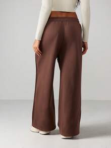 MISSGUIDED Wide Leg Drawstring Sweatpants With Pintuck Side Stripe Detail Relaxed Fit Jogger Pants For Fall Winter Casual Comfort Loungewear - Brown - View 2