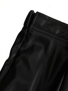 GlowEve CURVE 永不过时：哥特学院风，融合星期三的时尚元素。拥抱你内心深处的暗黑女性魅力。这款大码女式优雅百搭A字裙，尽显高贵气质，适合秋冬季节、返校季、毕业典礼、假期、情人节、圣诞节、音乐节、母亲节、万圣节、感恩节、复活节、国庆节、晚宴、约会、派对、婚礼、郊游等各种场合。 - 黑色 - 查看 6