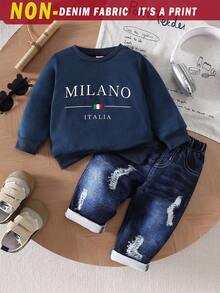 SHEIN 2件套婴儿男女通用套装，适合0-3岁婴幼儿，春秋季蓝色休闲圆领长袖卫衣上衣搭配白色字母印花仿牛仔裤，舒适贴身，适合户外、休闲、运动、派对等场合。