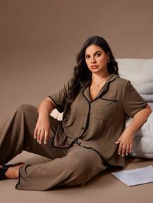 Lazeform 大码女式柔软针织花卉网纱撞色法式休闲开衫，纽扣短袖睡衣套装 - 咖啡棕 - 查看 1