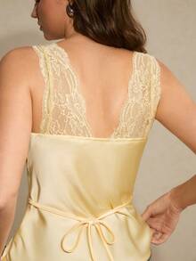 Poéselle 女士优雅通勤纯色蕾丝拼接日常及约会之夜夏季情人节优雅上衣 - 黃色 - 查看 4