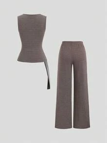 Sweetra 两件套女士棕色罗纹磨毛圆领无袖上衣，侧边褶皱抽绳金属装饰，修身剪裁，搭配直筒前褶长裤，优雅百搭，适合工作、上学、约会、秋冬季穿着。 - 棕色 - 查看 2