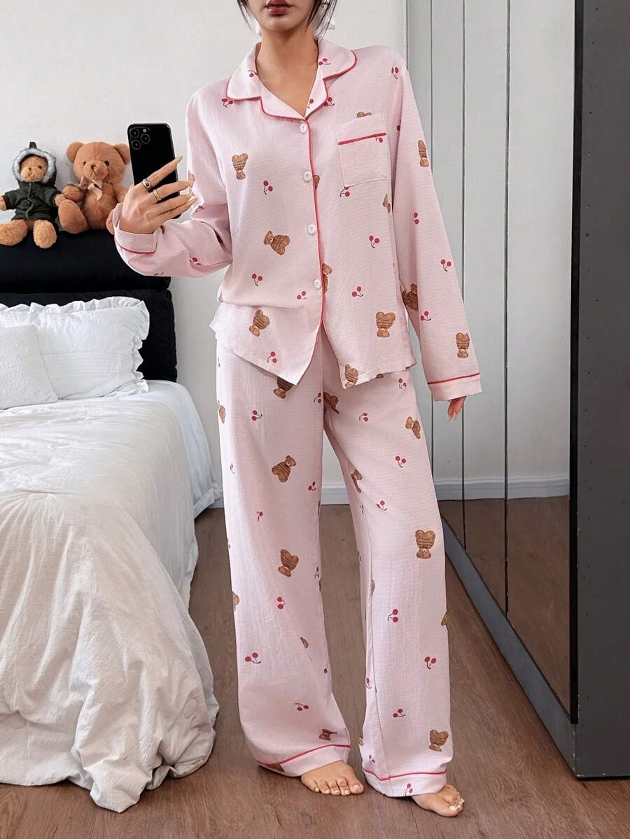 SHEIN 可爱小熊樱桃印花长袖睡衣套装,女士粉色睡衣套装,泰迪熊睡衣套装,舒适睡衣套装,可爱女士睡衣,冬季服装 - 粉色 - 查看 1