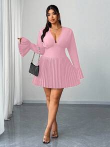 Elenzga 大码女式纯色深V领喇叭袖褶裥下摆性感连衣裙 - 粉色 - 查看 1