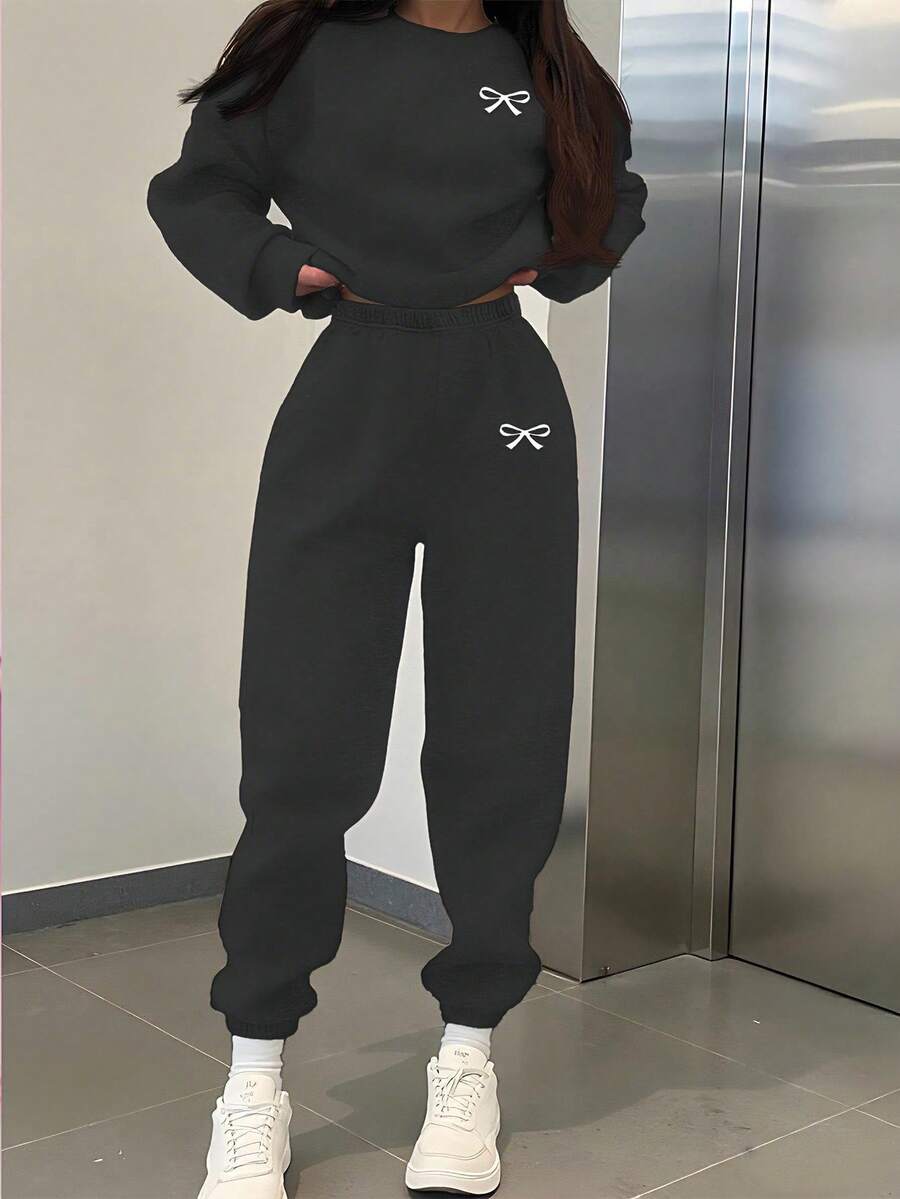 SHEIN Leap Crew 2件套少女休闲简约时尚蝴蝶结印花圆领长袖加厚卫衣裤套装,适合秋冬季穿着 - 深灰色 - 查看 1