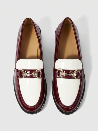 Women's Fashion Versatile Commuter Decorated Metal Loafers Shoes