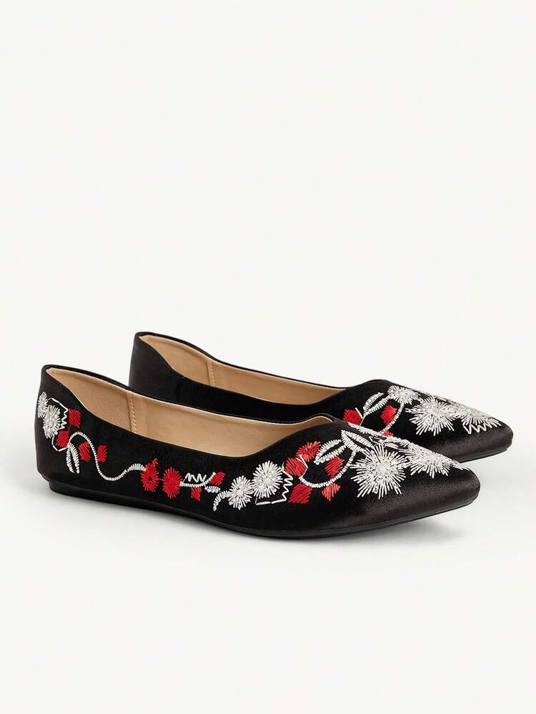 CUCCOO CHICEST Women's Fashion Pointed Toe Slip-On Black Embroidered Beaded & Rhinestone Flat Shoes, Comfortable Everyday Wear For Christmas
