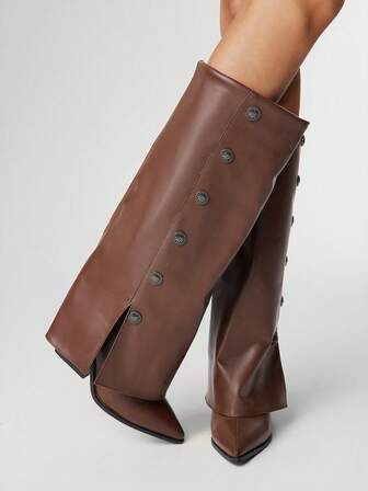 Botas altas de mujer con parches negros, estilo western con tacón apilado y punta puntiaguda