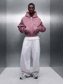 PLAYBOY X SUMWON 男士短款拉链连帽衫，带前袋，适合休闲街头风和冬季叠穿 - 淺灰紫 - 查看 6