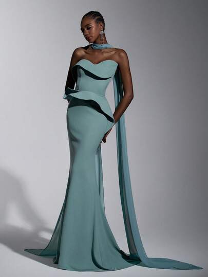 Elitara Elegant, Romantic, Fashionable Gray-Green Elastic Fabric Dress With 3D Decor, Halter Neck, Mermaid Hem, Train, Long Formal Party Dress, Wedding Guest Dress, Green Dress, Formal Evening Gown