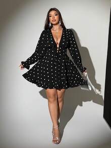Viva Relle Plus Size Sexy Deep V-Neck Polka Dot Ruffle Hem Dress - Black - View 4