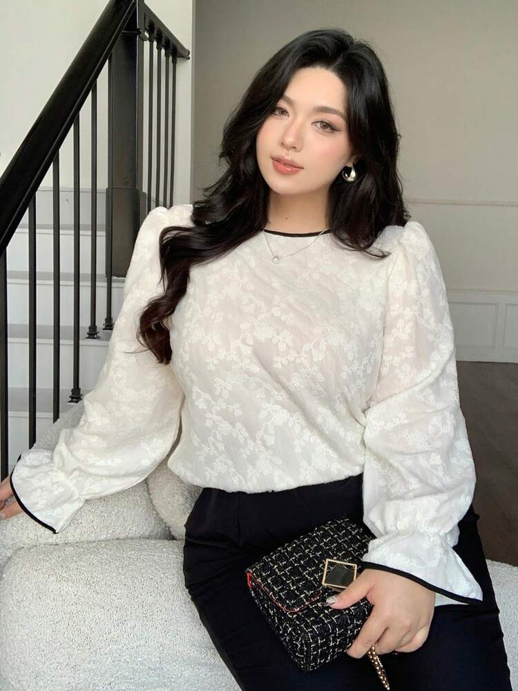 Dazy Plus Fashionable & Elegant Lace Contrast Color Block Loose Fit Flare Sleeve Round Neck Pullover Blouse, Versatile For Spring & Autumn