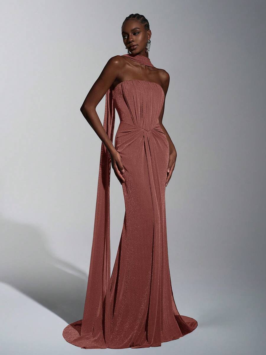 Elitara 极简主义结构主义手工褶皱无肩带紧身连衣裙，适合作为晚礼服、商务正装、宾客礼服、网纱连衣裙、正式礼服、长款连衣裙穿着。 - 藕粉色 - 查看 1