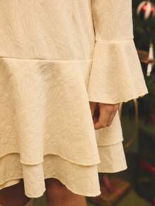 1 Piece,Girls' Gentle Retro Style White Dress With Textured Pattern,Flared Long Sleeves,Multi-Layered Ruffled Skirt,Elegant Wedding Guest,Autumn Party - White - View 5