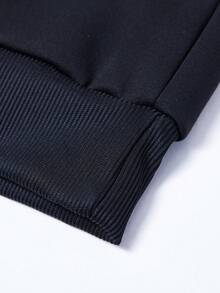 Manfinity Homme 男士圆领抓绒长袖套头卫衣，十字字母印花，男士羊羔绒内衬卫衣，秋冬款 - 黑色 - 查看 6