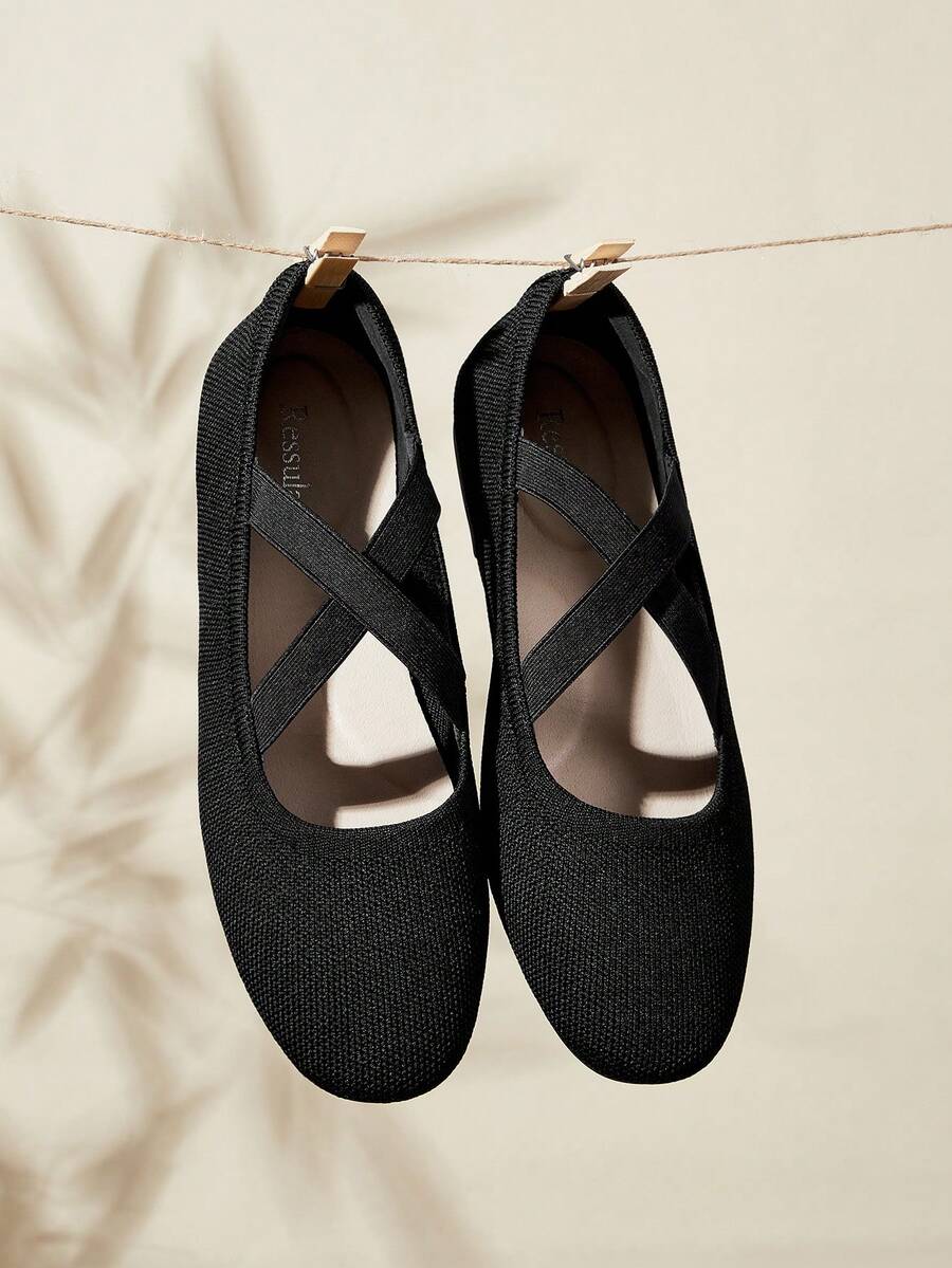 Ressula Women's Casual Versatile Commuting Simple Solid Color Flats - Black - View 1