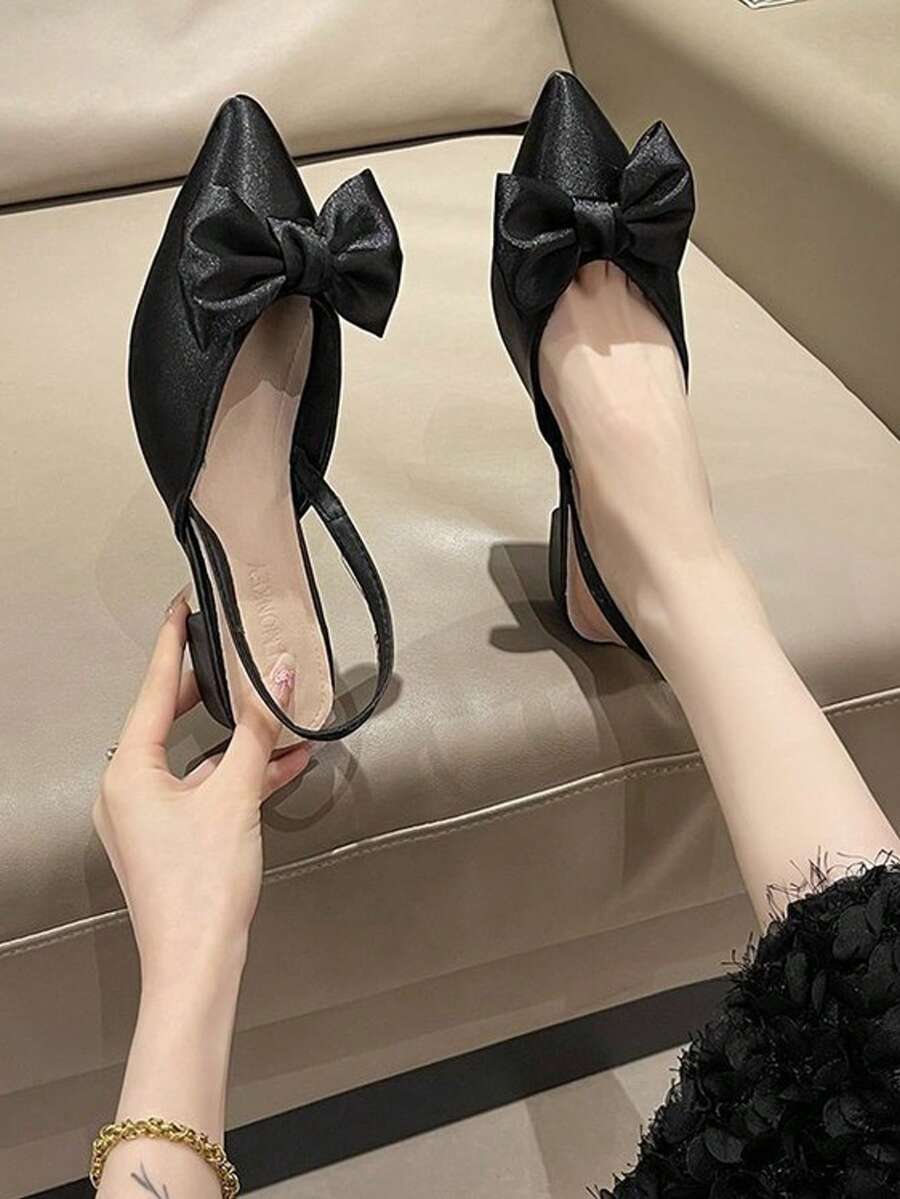 Sandalias femeninas delicadas de estilo francés con adorno de lazo. Sandalias elegantes de tacón alto con punta afilada para llevar al aire libre. Sandalias para mujer | Zapatos planos de tacón alto para mujer. - Negro - Ver 1