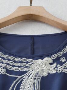 EMERY ROSE 大码女士刺绣衬衫，复古温柔女士休闲放松优雅假日皇家蓝波西米亚风优雅衬衫，女士波西米亚风上衣，女士端庄衬衫 - 藏蓝色 - 查看 4