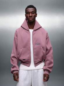 PLAYBOY X SUMWON 男士短款拉链连帽衫，带前袋，适合休闲街头风和冬季叠穿 - 淺灰紫 - 查看 3