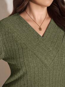 SHEIN LUNE Áo thun dài tay màu xanh lá cây dành cho nữ cỡ lớn, có lớp lót giữ nhiệt, thích hợp cho kỳ nghỉ thu đông. - xanh quân đội - Xem 6