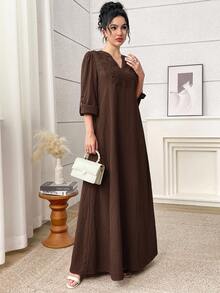 Al Najma 女士优雅纯色蕾丝拼接镂空领阿拉伯风格连衣裙 - 咖啡棕 - 查看 4