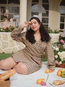 SHEIN MOD Plus Size Women's Plaid Print V-Neck Lantern Sleeve Ruched Fitted Mini Dress, Suitable For Work, School, Casual Wear, Fall Clothes For Women,Shirt Dress,Brown Plaid,Office Outfit,Long Sleeves,Fitted Waist/Winter