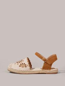 Styleloop Women's Casual Hollow Out Embroidery Flats - Brown - View 2