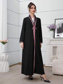 Al Najma Contrast Color Strap Woven Splice Headscarf & Abaya - Black - View 8