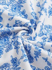 SHEIN MOD Spring Break Allover White And Blue Floral Print Tie Shoulder Cami Top & Skirt - Blue and White - View 3