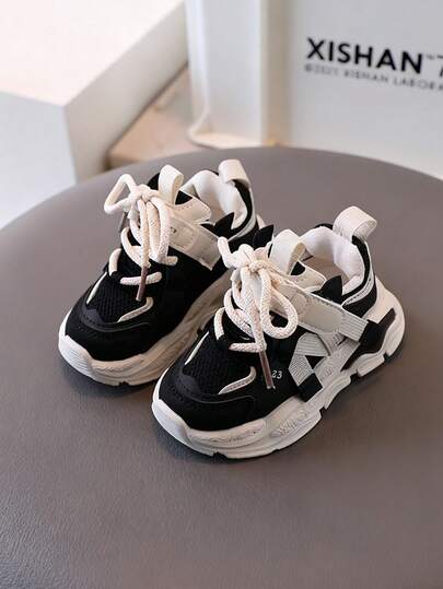 ‌Zapatillas deportivas para niños, color blanco y negro, suela gruesa y transpirable, cómodas para caminar