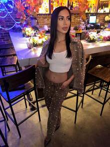 Carolina Barros 女士冬季外套，时尚优雅的现代设计，开襟羊毛长款外套，饰以珍珠和水钻点缀的牛仔衬衫，棕色上衣，适合春季、夏季、节日、假日等场合穿着，尽显优雅气质。 - 棕色 - 查看 6