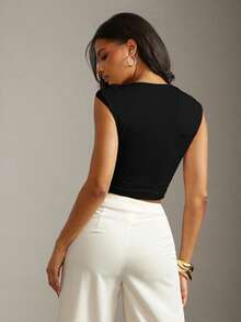 Hauture Blusa básica casual de oficina con decoración metálica en el tirante, color marfil - Negro - Ver 2