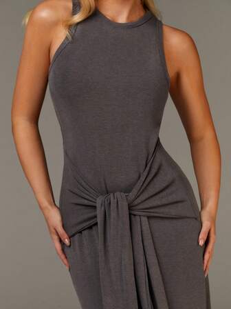 Athîral 女士纯色圆领系腰无袖休闲连衣裙