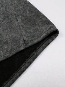Manfinity Roghcode Kaos Pria Vintage Lengan Pendek Kerah Bulat dengan Grafis Salib Kreatif, Abu-abu Gelap, Streetwear Musim Panas, Gaya City Break, Longgar, Ukuran Besar, Motif Rantai, Efek Dicuci - Hitam - View 6