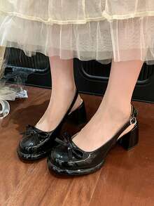 Sandalias francesas de tacón ancho para mujer - Nuevo diseño con punta cerrada y detalle de lazo - Zapatos de verano que añaden un toque distintivo a tus vestidos, la elegancia definitiva para cualquier ocasión, Zapatos de tacón de mujer - Negro - Ver 2