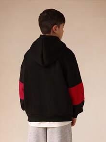 SUMWON Hoodie Pullover Oversize untuk Anak Laki-laki dengan Desain Blok Warna dan Cetak Logo, Lengan Panjang, Sweatshirt Kasual untuk Sekolah dan Liburan Akhir Pekan - Hitam - View 2