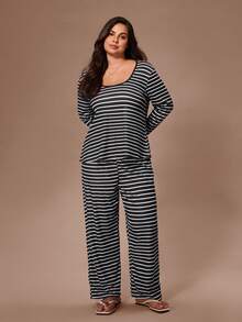 Lazeform Classic Striped Knit Plus Size Pajama Set