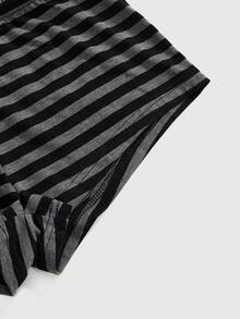 ROMWE J-Fashion Y2K复古条纹不对称肩部上衣和低腰条纹迷你裤套装 - 黑色 - 查看 3