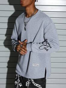 Manfinity Roghcode 宽松男士字母印花落肩开衩下摆卫衣，男士长袖夏季T恤，优质T恤，男装，街头服饰，男士上衣，长袖针织卫衣 - 灰色 - 查看 3