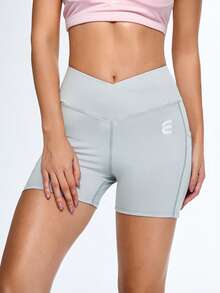 SHEIN Sports Women's Light Grey V-Cut High Waist Workout Shorts,Crossover Waistband Seamless Yoga Shorts,Silver Gray Women's Sports Shorts,Yoga Shorts With Pocket - Light Grey - View 3