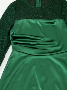Elegant Sequin Embellished Green Satin Dress, Suitable For Teenagers And Christmas Party - Green - View 4