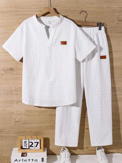 SHEIN 2pcs/Set Casual Versatile Teens Boys' Patch Embellished V-Neck Short Sleeve T-Shirt And Straight Leg Knit Pants, Suitable For School, Sports, Travel And Vacation