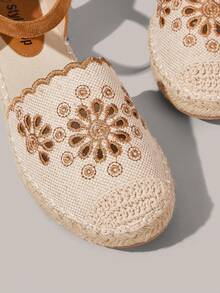 Styleloop Women's Casual Hollow Out Embroidery Flats - Brown - View 5